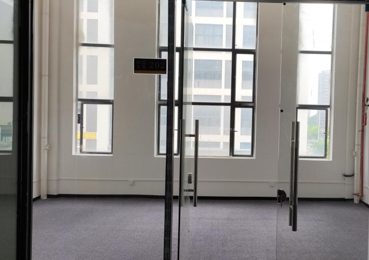 202室55平方（位于左侧） (1)